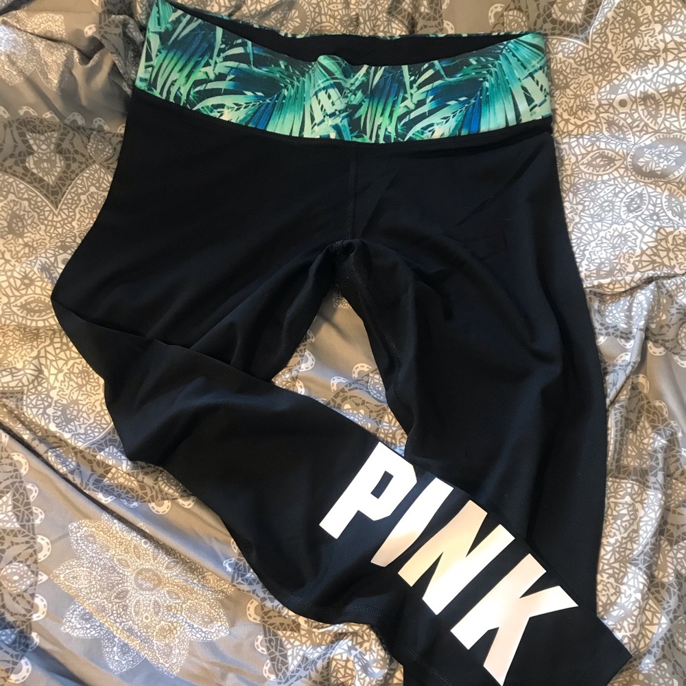Reversible Pink leggings.